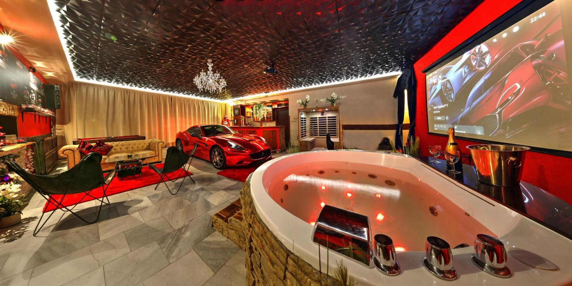 Ferrari Wellness Apartman Pardubice Ngoại thất bức ảnh